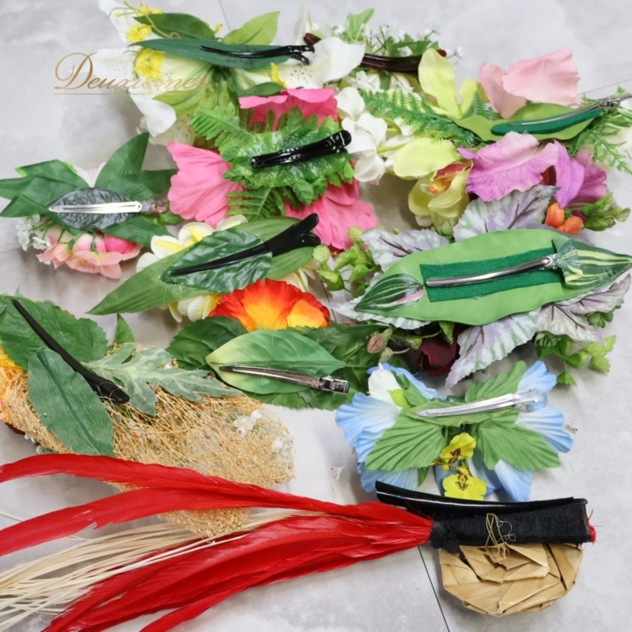 フラダンス 小物 まとめ売り 80点以上 セット フラワーレイ シェルレイ レイ ククイ クウペエ レイポー レイポオ 頭飾り 髪飾り ウィッグ 花 パウケース バッグ 小道具 タヒチアン ネックレス ホワイト系 ピンク系 レッド系 イエロー系 ブラック系