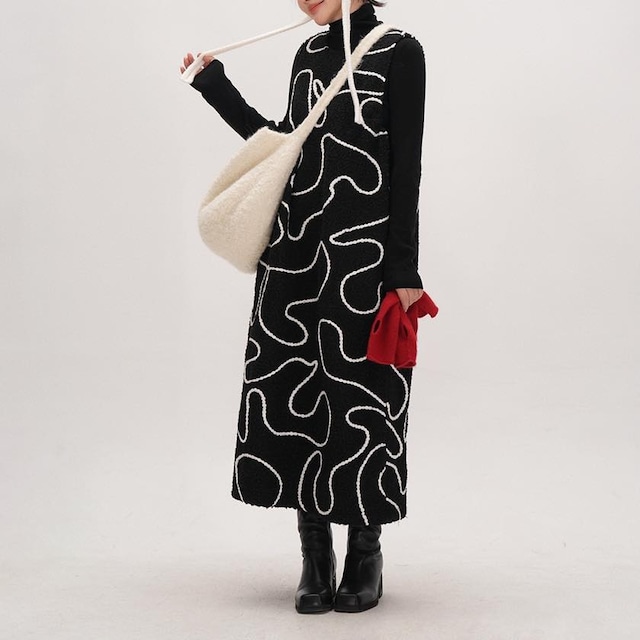 nuance line sleeveless one-piece