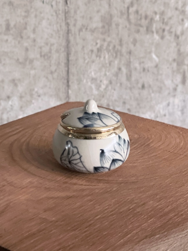 Reaching Out／ミニシュガーポット（Lotus）