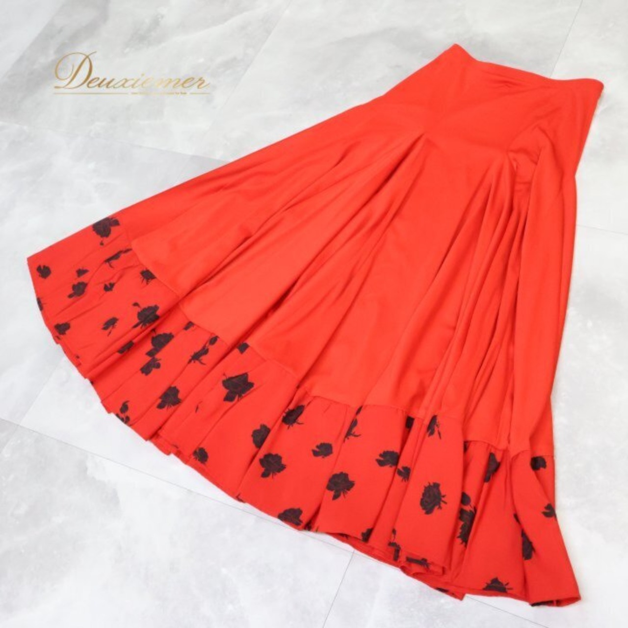 フラメンコ 衣装 ファルダ スカート ブラック系 レッド系 赤 黒 花柄 無地 レッスン 練習着 ダンス パーティ 発表会 ペチコート 花柄デザイン 発表会用 ダンス衣装 おしゃれ かわいい