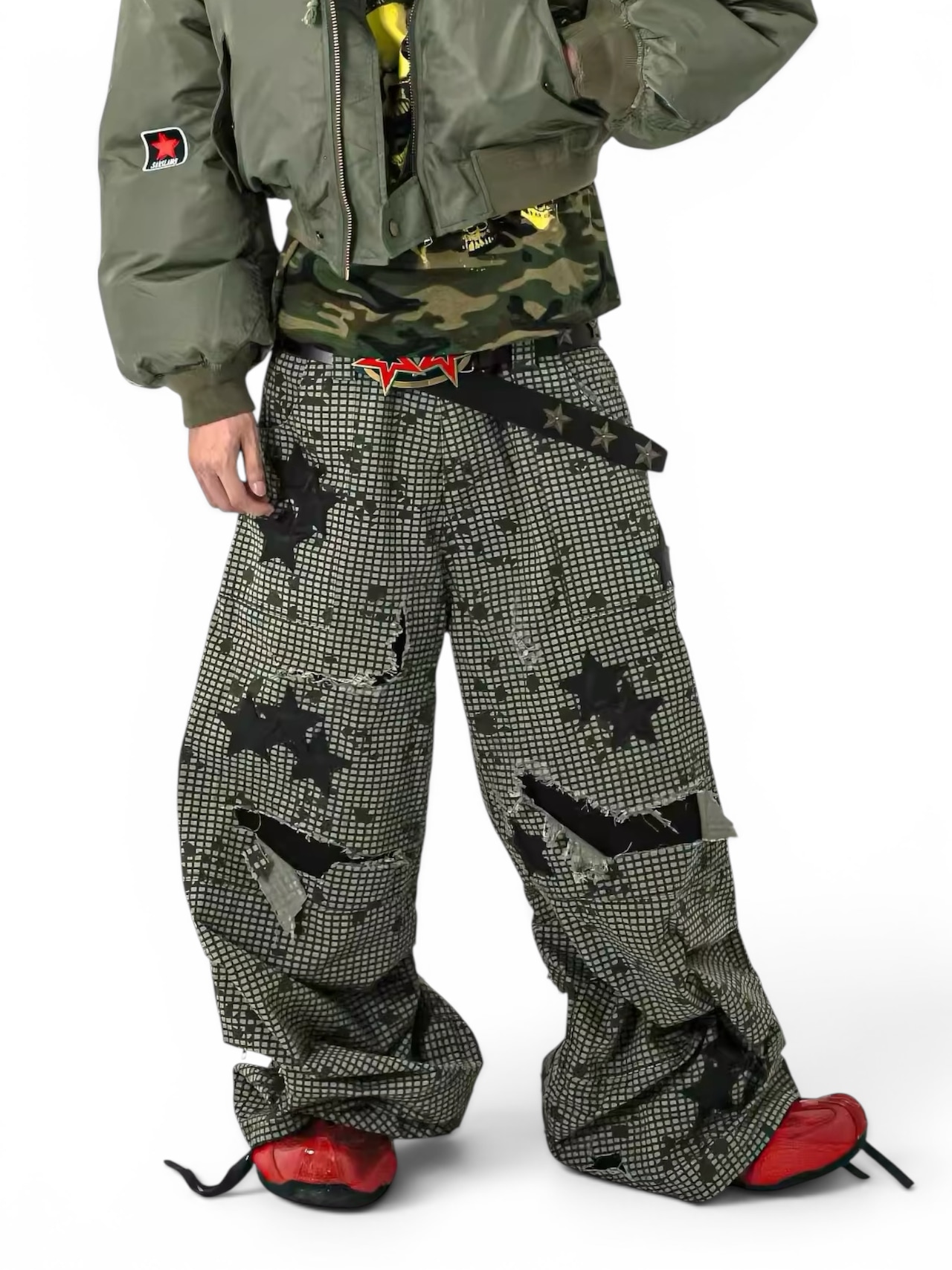 【SANSLAWS】Star Patch Distressed Zip Pants