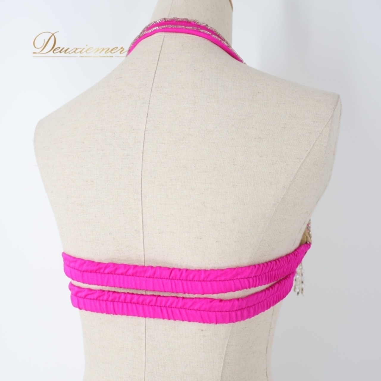 ベリーダンス オリエンタル 衣装 上下セット ピンク系 ラインストーン ビーズ 青 黄 紫 トップス スカート フリンジ 豪華 装飾 カラフル 華やか 花 スリット ステージ 舞台 ダンス衣装 ブルー系 イエロー系 シルバー系 パープル系