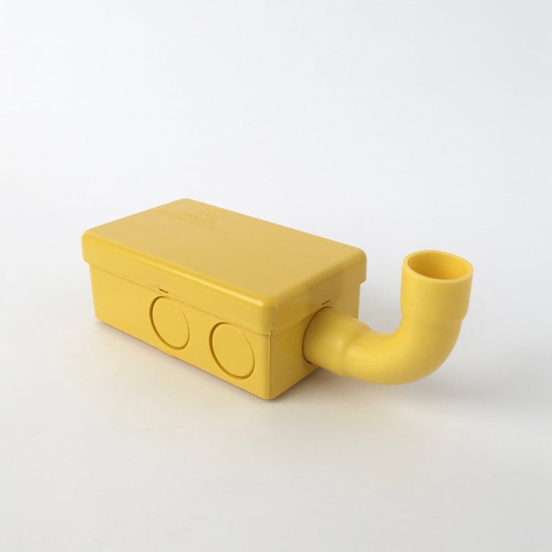 黄色いプラスチックの箱（長方形）｜Yellow Plastic Junction Box