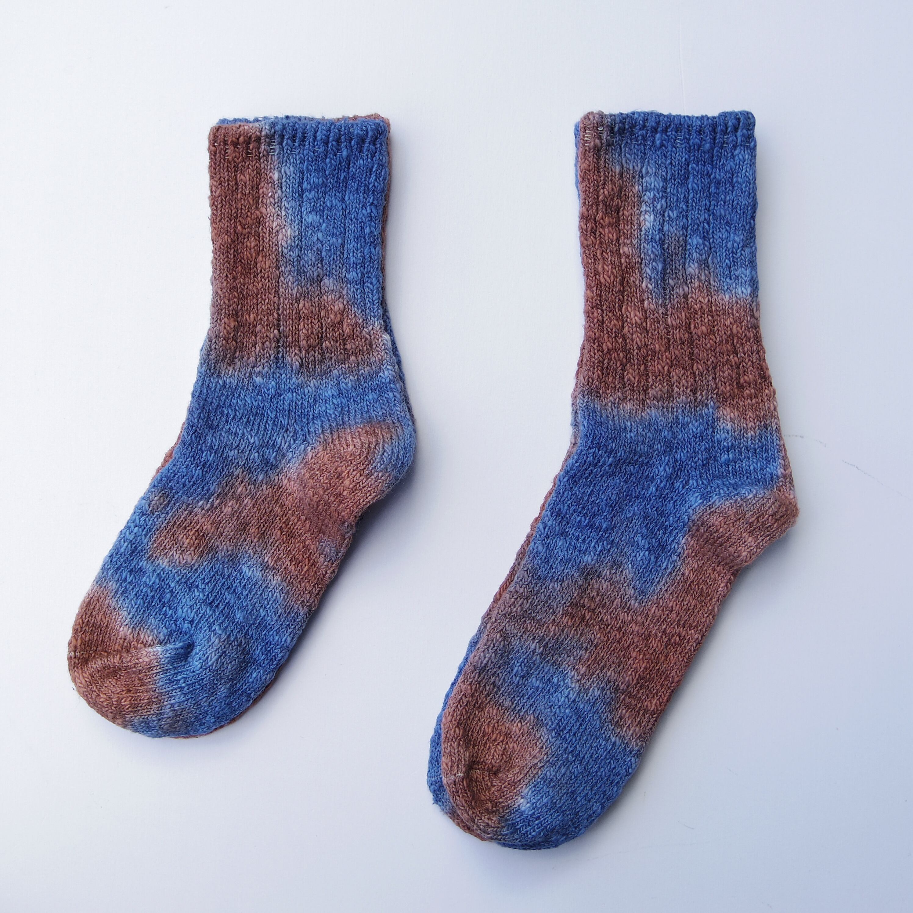 TIE DYE HEMP COTTON SOCKS / タイダイ ヘンプコットン ソックス 23-25cm/25-27cm 《Navy×Brown》