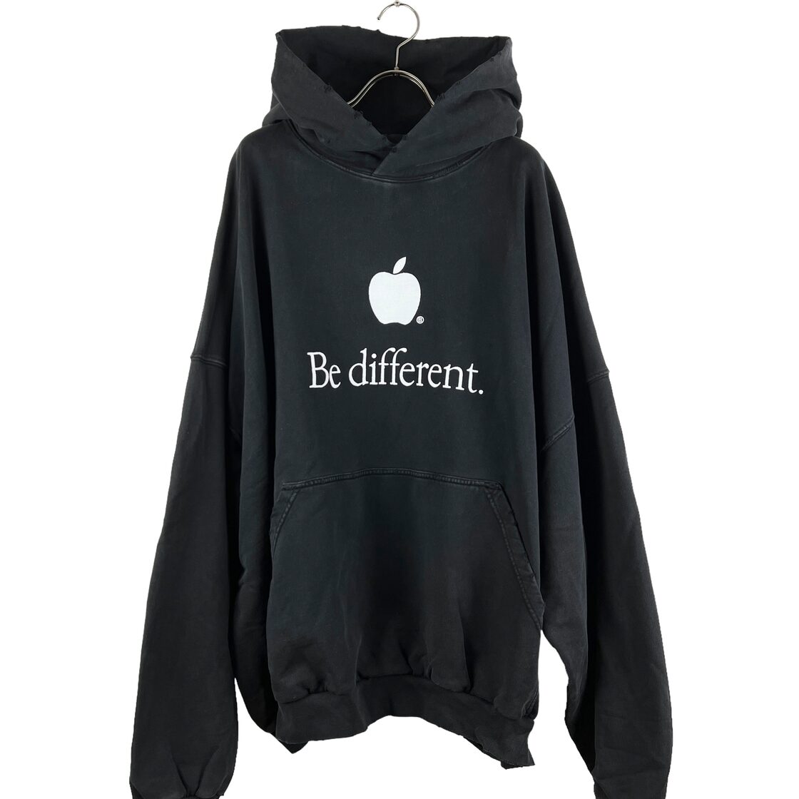 Balenciaga(バレンシアガ) Icon Be Different Oversized Wide Shoulder 
