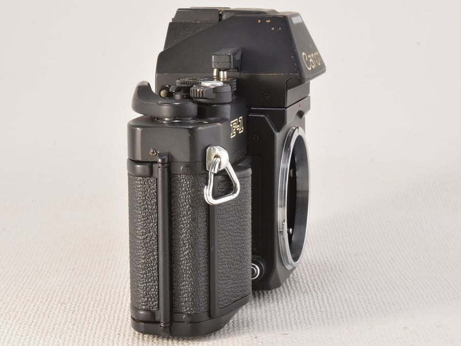 Canon (キヤノン) NEW F-1 ボディ 整備済(R13946 Canon (キヤノン) NEW F-1 ボディ 整備済(R13946