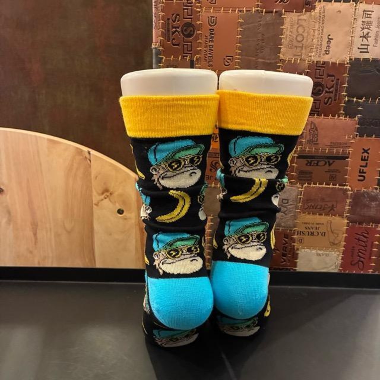 TOPANGA SOCKS Lady's　Art Socks Funky Monkey Black