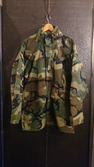 US ARMY ECWCS CAMOUFLAGE PARKA