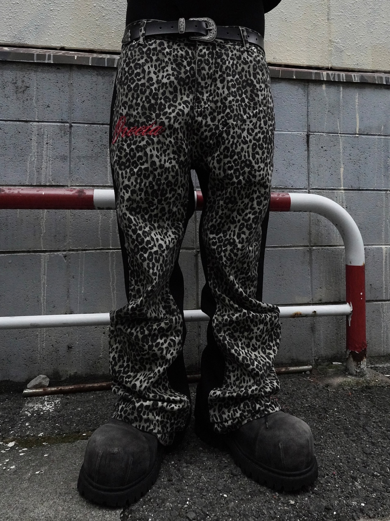 【PLANET STUDIO】Leopard Panel Flare Pants