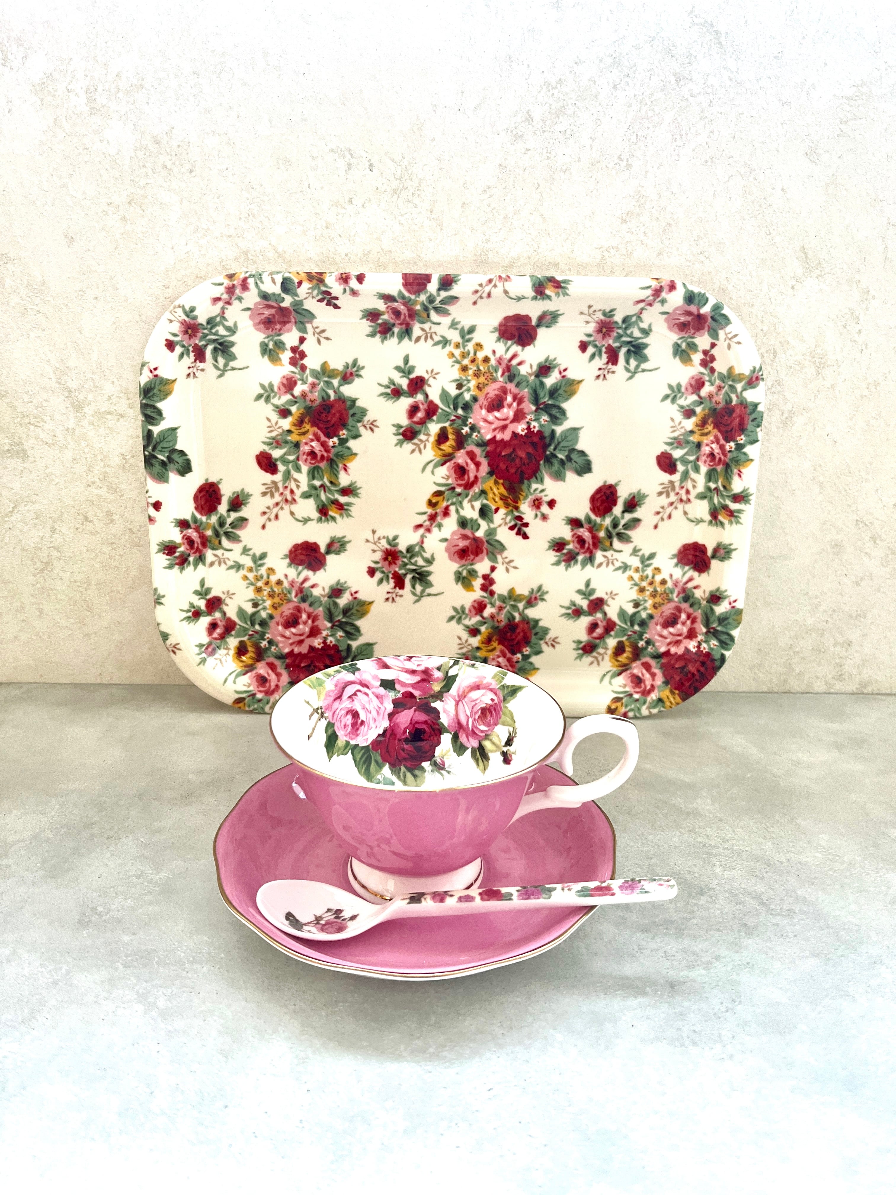 ノンスリップ薔薇の小道トレー・ピンク薔薇カップ&ソーサー・薔薇