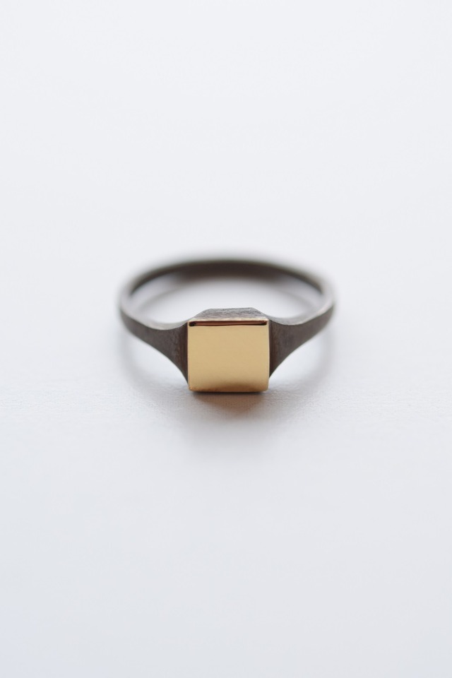 ROOCH　「Signet ring」（正方形）