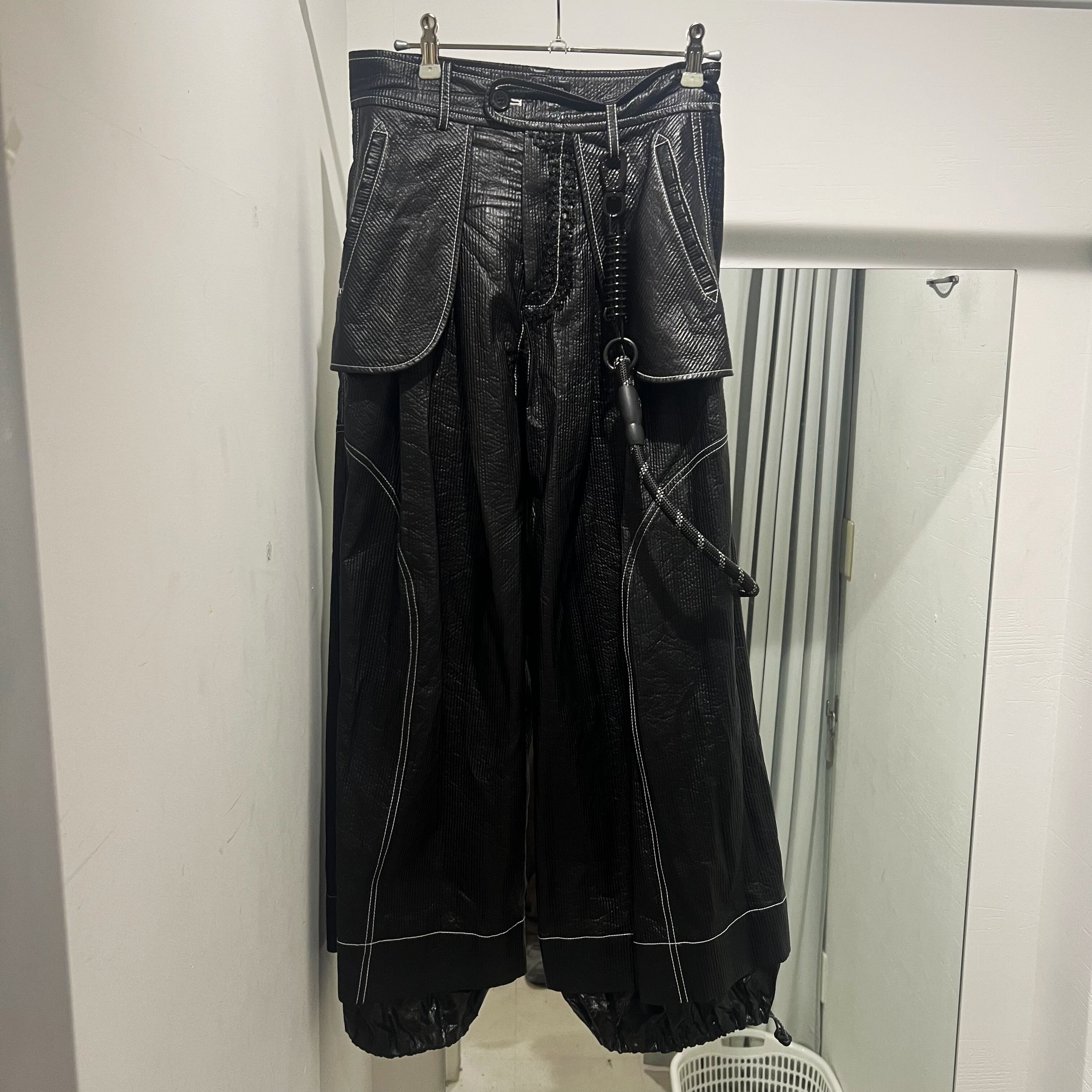 最終値下げ NUTEMPEROR WIDE PU LEATHER PANTS