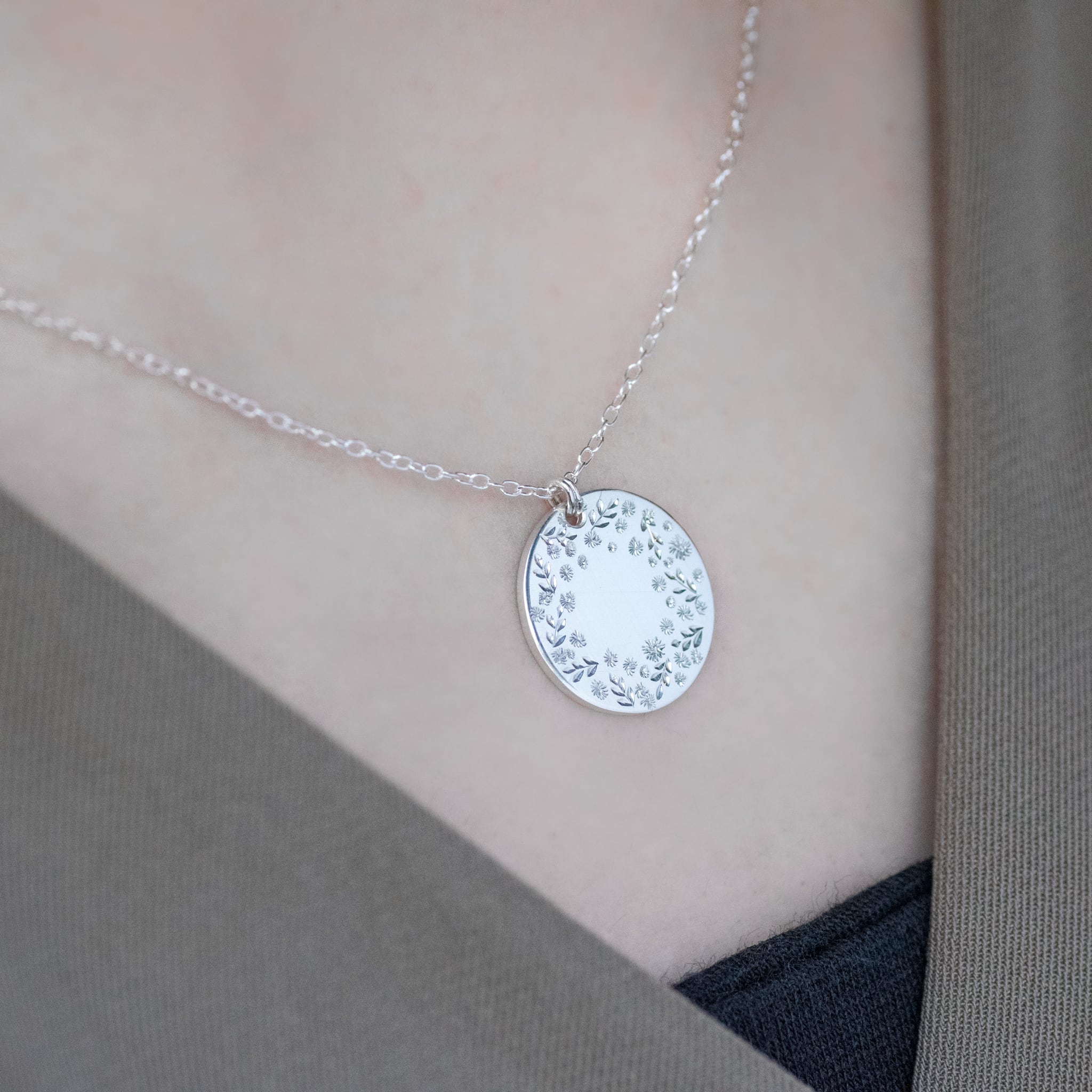 コインネックレス「かすみ草」sv925 | etelino. [エテリノ]