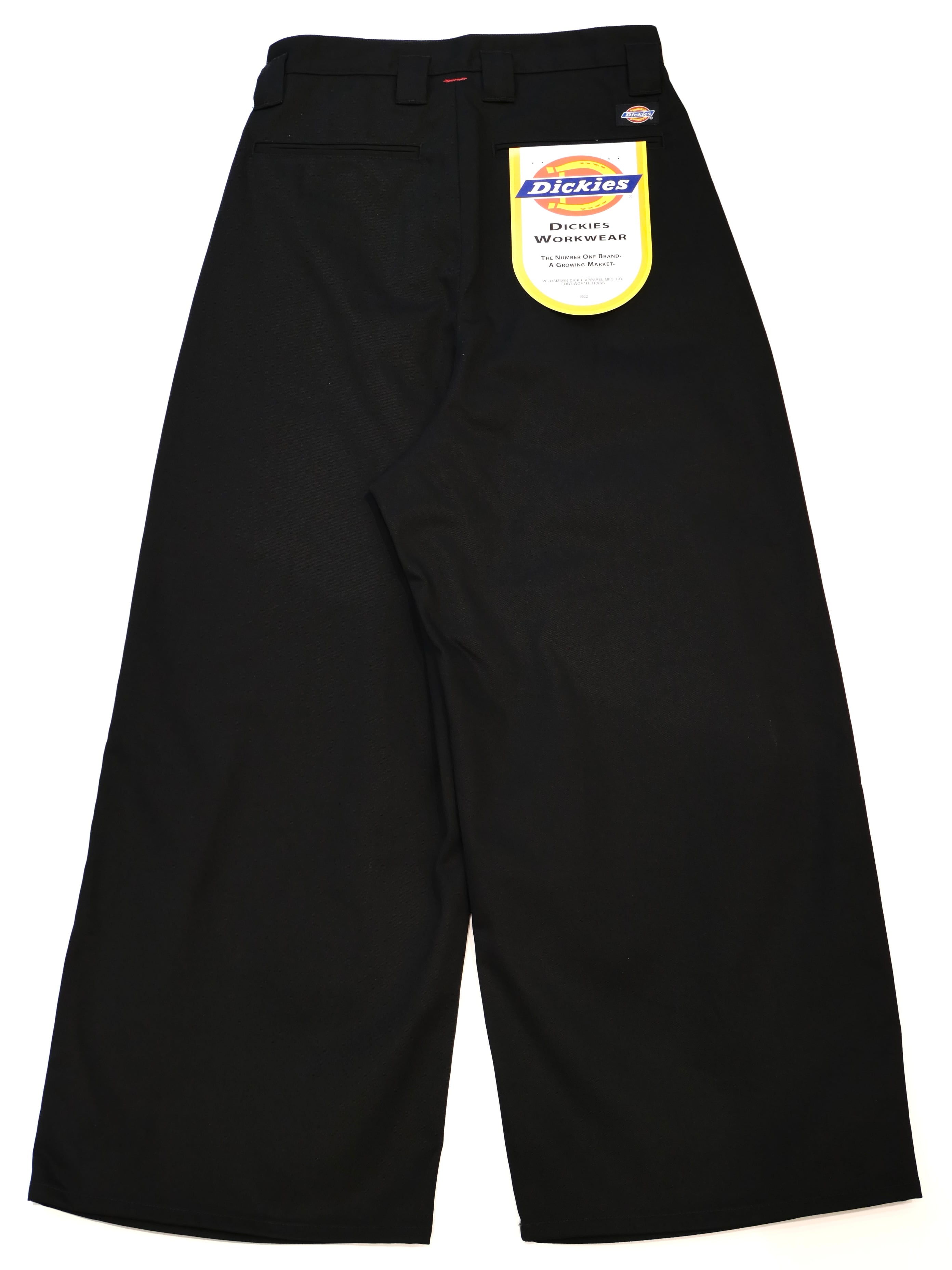 SHINYAKOZUKA BAGGY WITH DICKIES (ISSUE#8) | CONSTRUCT1