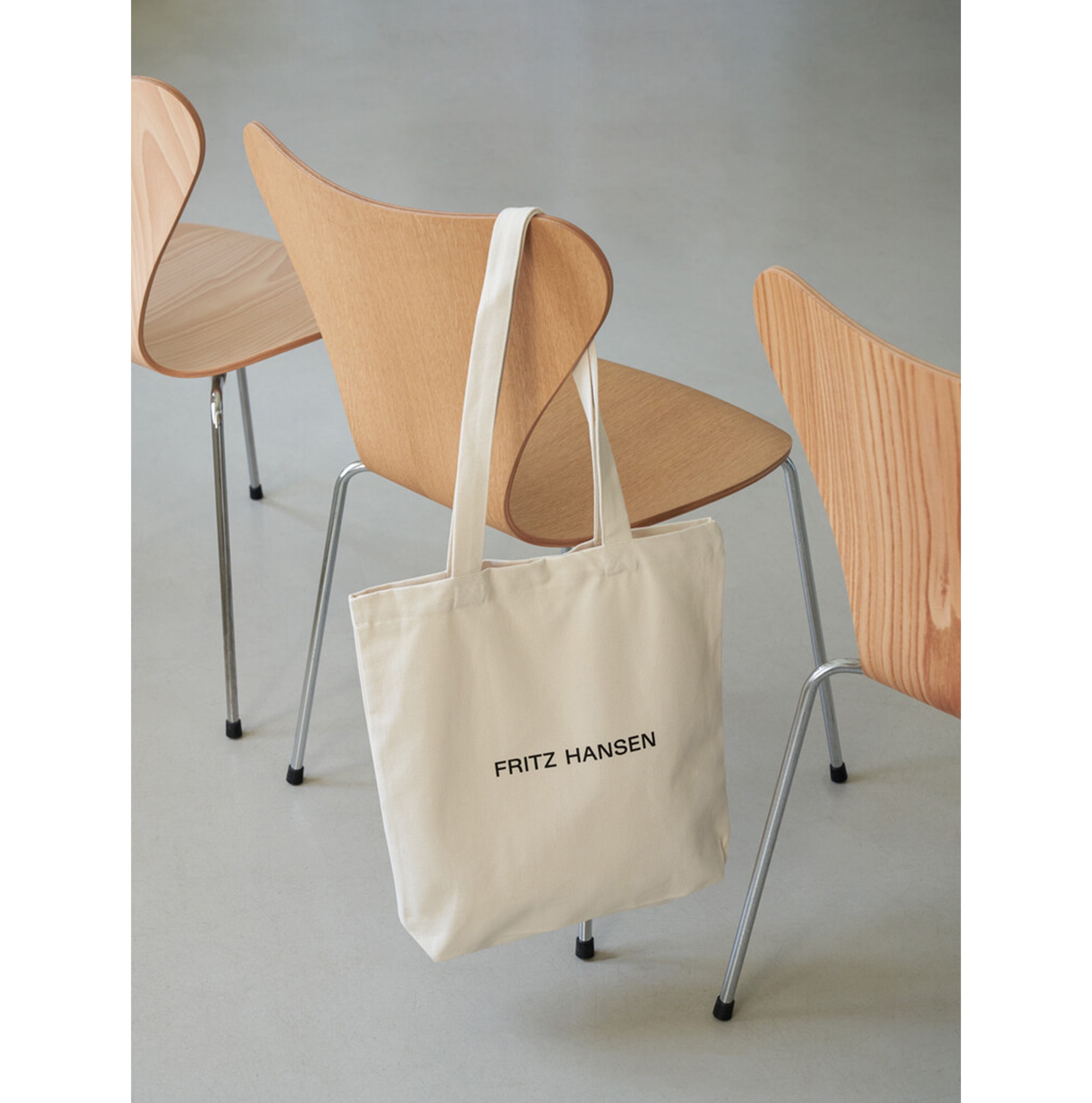 セブンチェア プライウッド Series 7 / Fritz Hansen フリッツハンセン