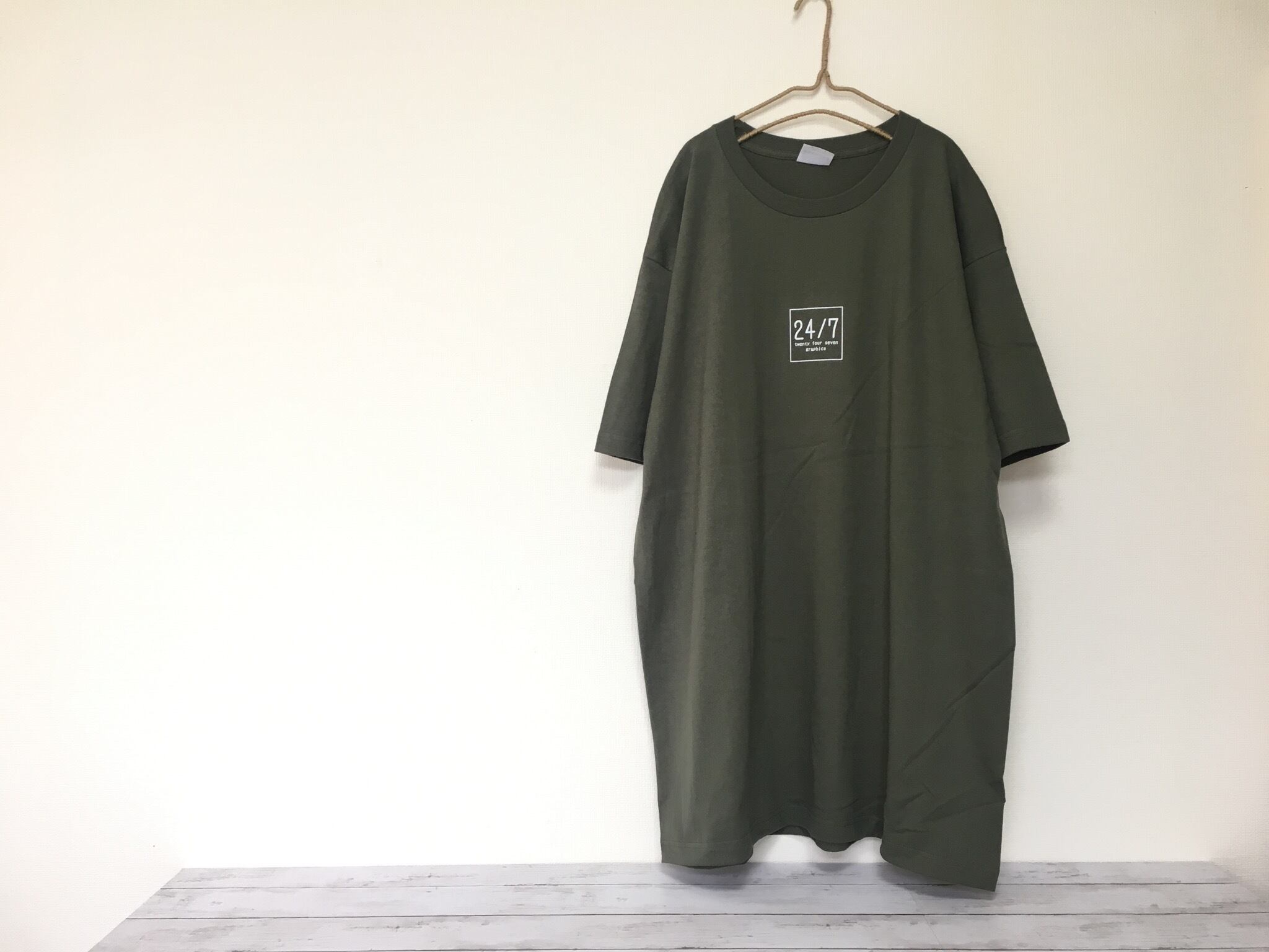 メンズ5xl 着ると可愛い 超ビッグｔシャツ バックプリント アーミーグリーン ユニセックス Tシャツ パーカーブランド 24 7graphics