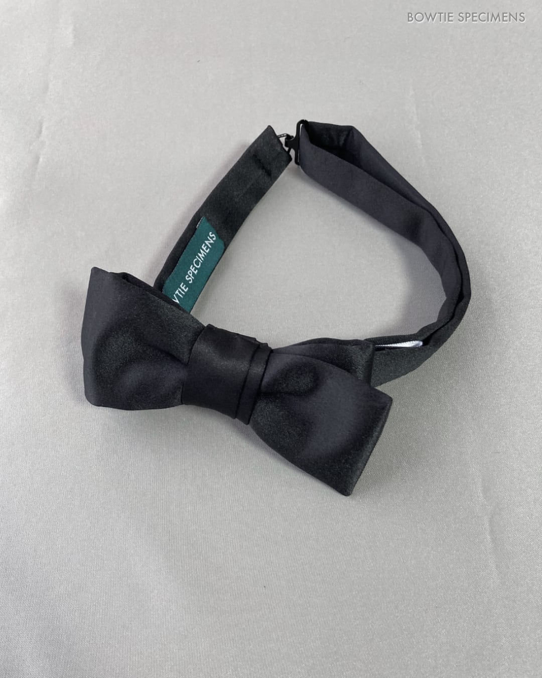 DSQUARED2 Classic Silk Bow Tie 蝶ネクタイ 黒 ネクタイ＆蝶ネクタイ | DSQUARED2.