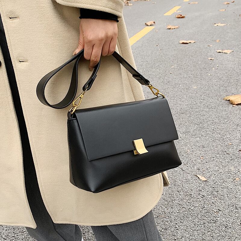 オータムウィンタースタンダード レトロ 秋物 冬物 スクウェア メッセンジャーバッグ Tiancai_Wing_Bag93150451341