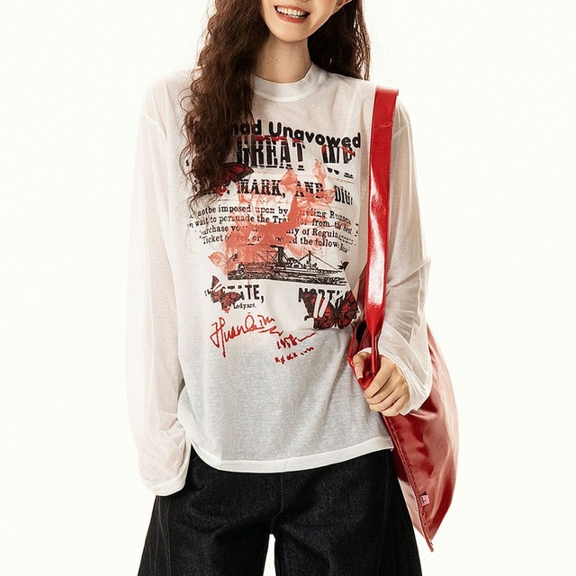 バタフライコラージュグラフィックロングスリーブTシャツ 1col R02568