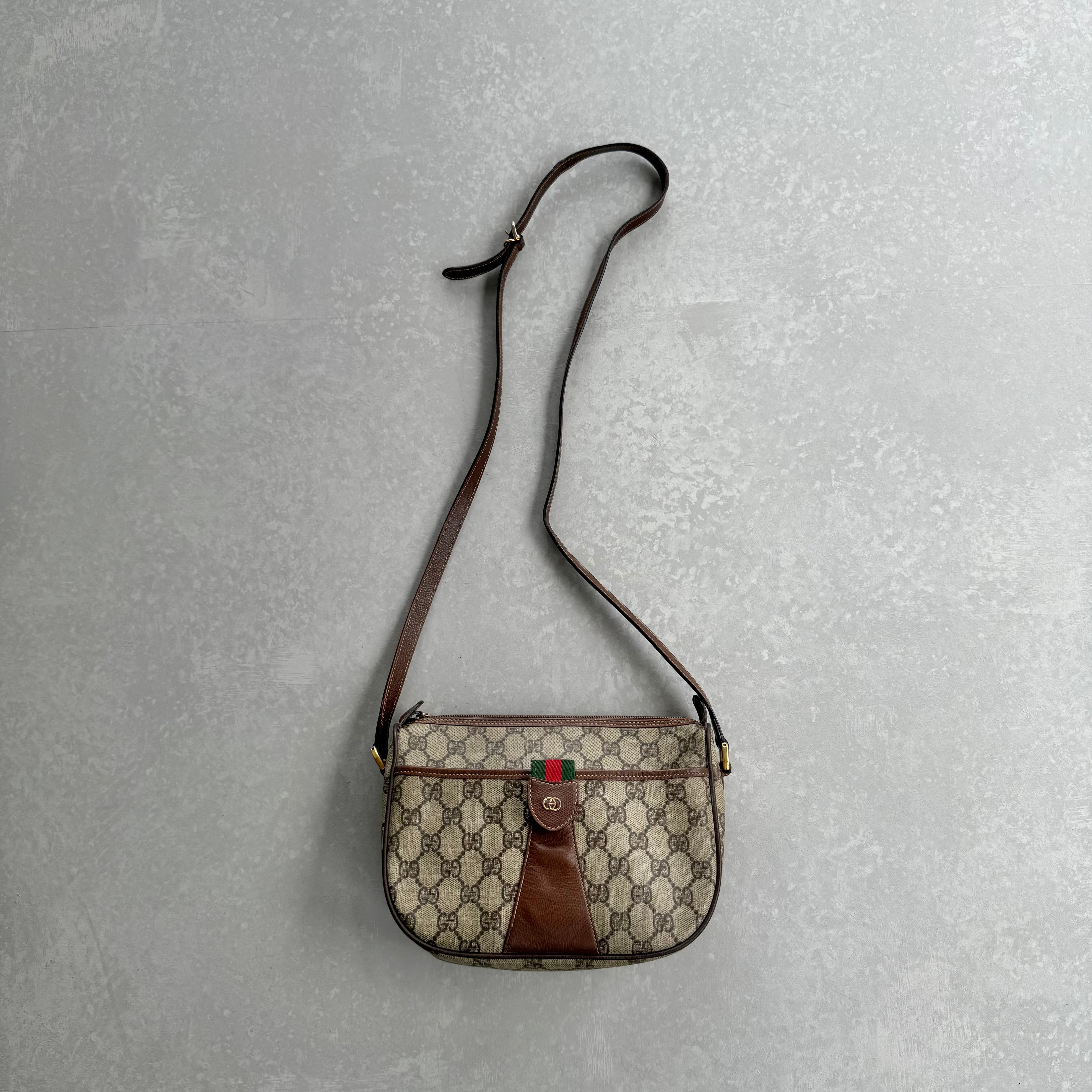 GUCCI Horsebit Shoulder Bag | Seek the online