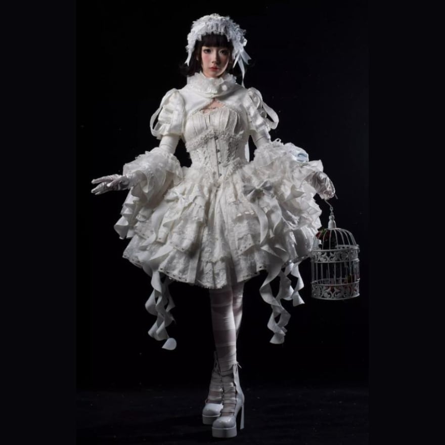 ゴスロリ 重厚ジャガード多段フリルドレス コルセット仕様 黒白｜納期4