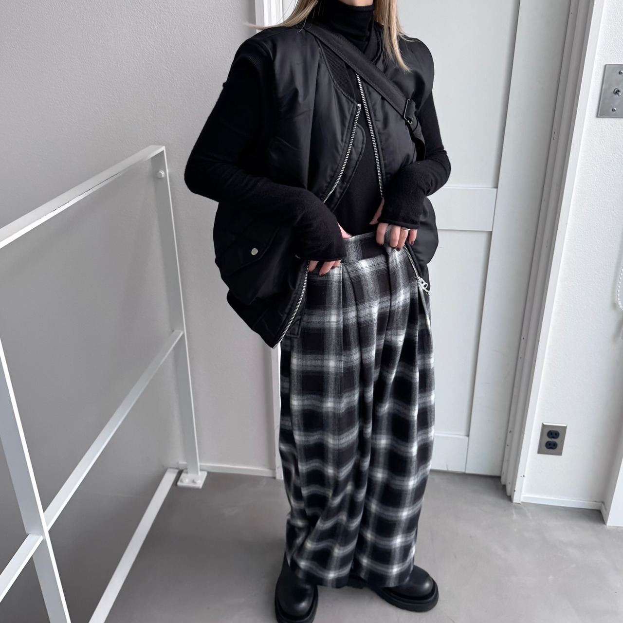 Double pleated ombre check PT/black