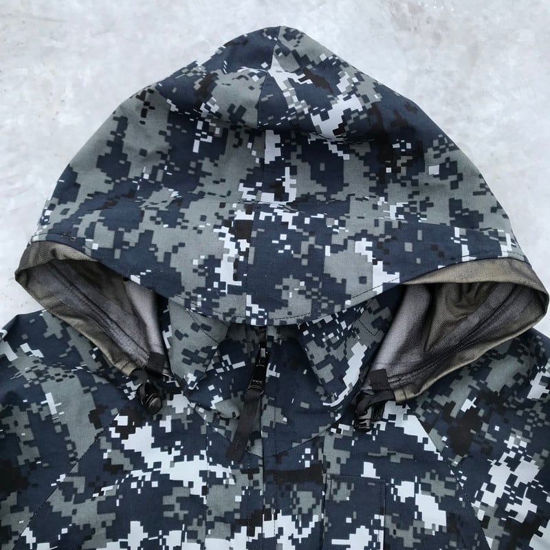 00's U.S.NAVY NWU ECWCS GORE TEX ゴアテックスパーカー デジタルカモ ブルー TYPE1 SMALL XSHORT  希少サイズ 海軍 モダンミリタリー ヴィンテージ | agito vintage powered by BASE