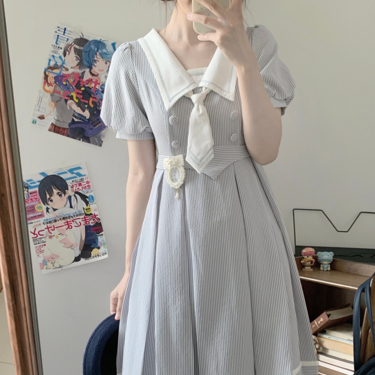 ロリータファッション フレンチガーリー夏服 淡いブルーストライプ
