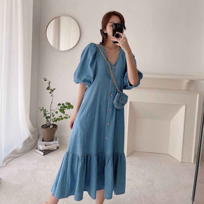 ワンピース レディース 2色 ロング ロング丈 半袖 Vネック デニム フレア かわいい 大人可愛い きれいめ カジュアル エレガント 清楚 フェミニン おしゃれ お洒落 綺麗 お嬢様 ナチュラル こなれ感 ラブリー キュート ガーリー ロマンチック 抜け感 送料無料 存在感 無地 学生 通学 デート お出かけ 女子会 フリーサイズ ライトブルー ダークブルー 春 夏 10代 20代 韓国 韓国系 着回し モテ トレンド 流行 インスタ映え