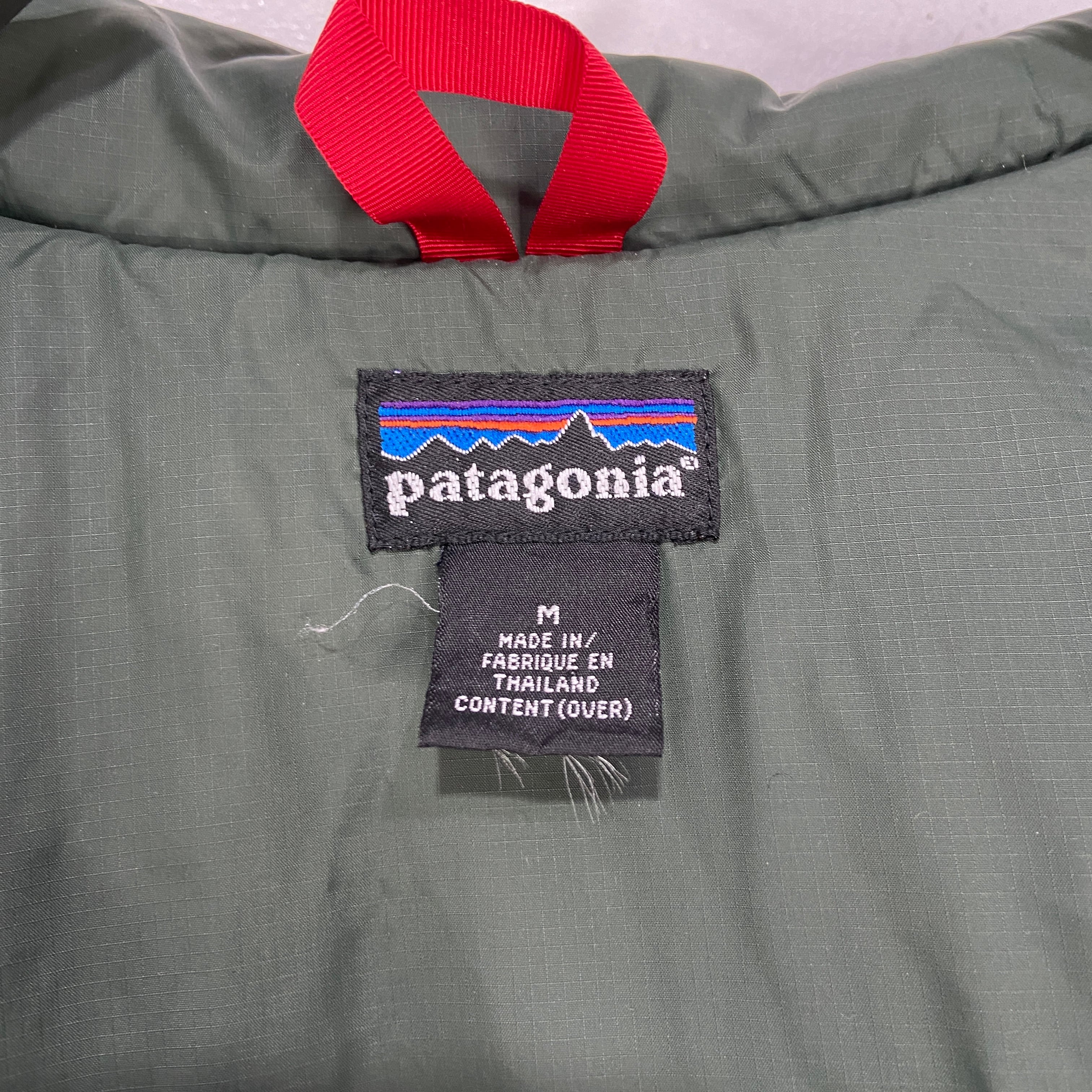 Patagonia パフジャケット メンズM 2001年製 赤 中綿ジャケット | 古着 