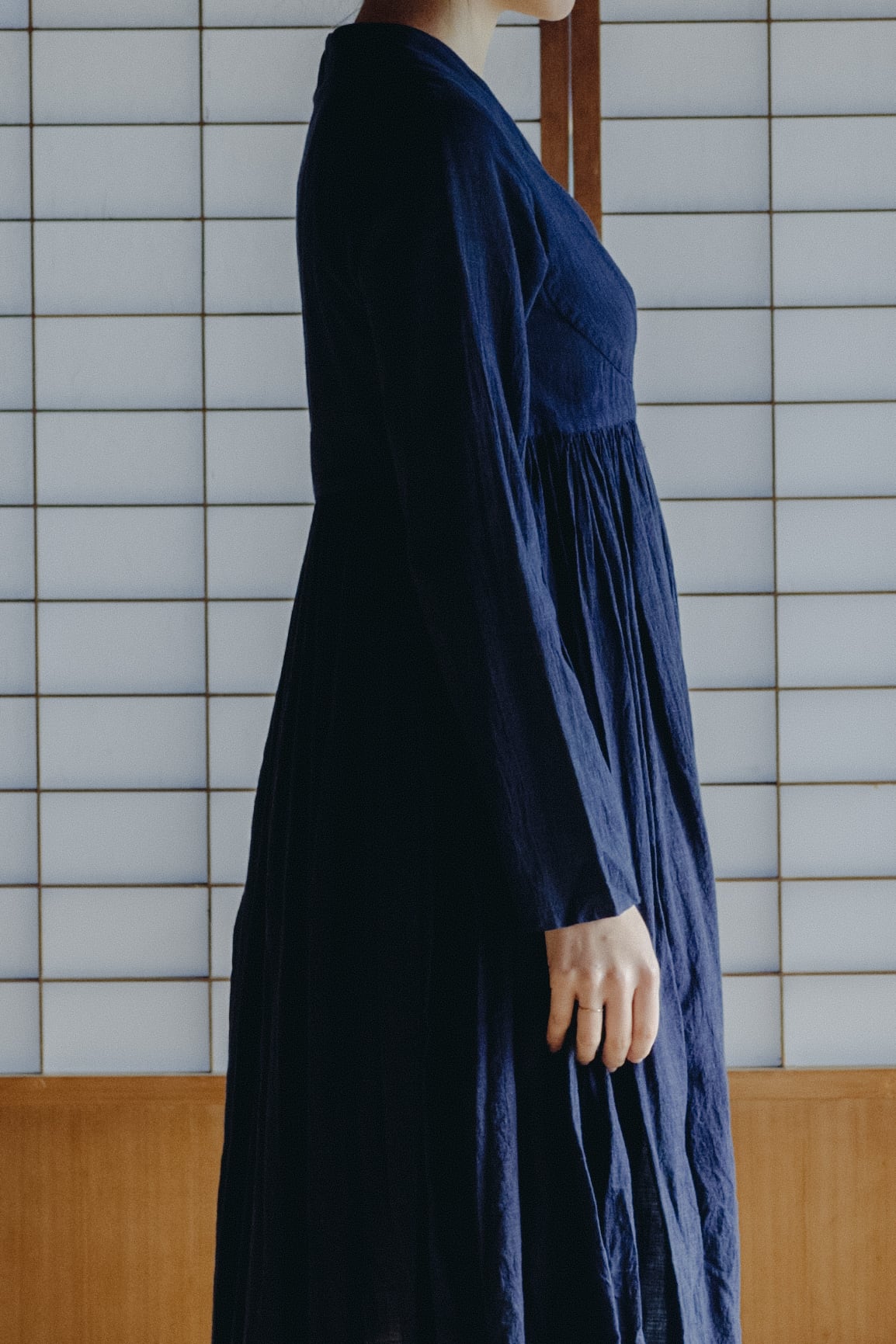 数量は多い ヤエカ 藍染めワンピース ひざ丈ワンピース News Elegantsite Gr