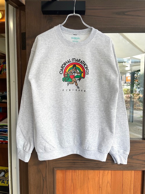 CARDINAL MARATHON’25  SWEATSHIRT.  Ash
