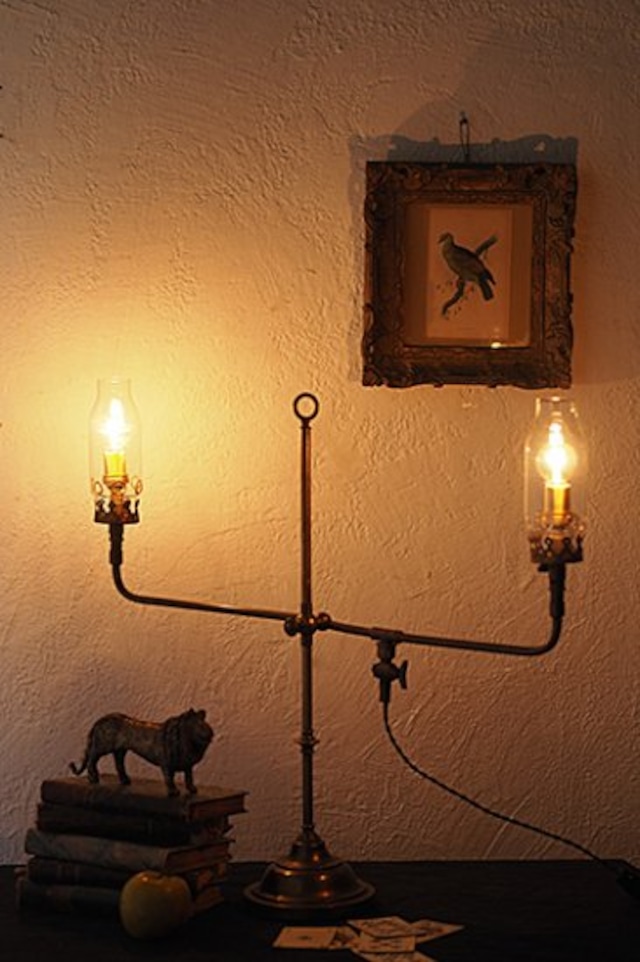 真鍮スタンドランプ、両翼伸ばして-antique stand lamp