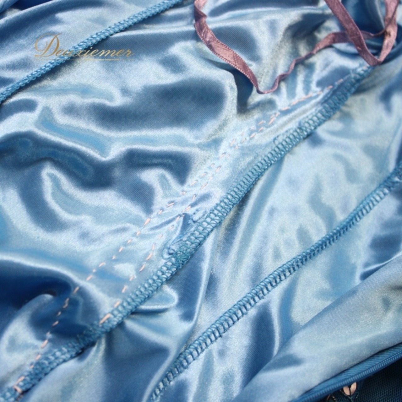 社交ダンス 衣装 スタンダード ドレス ワンピース パーティドレス ブルー系 水色 レース 長袖 チョーカー 派手 ラインストーン スパンコール 涼しげ フロート 二重スカート 花模様 光る スパンコール セクシー エレガント 輝く 上品 ふんわり 体型カバー 舞台衣装 ダンスパフォーマンス 発表会 ゆったり 目を引く