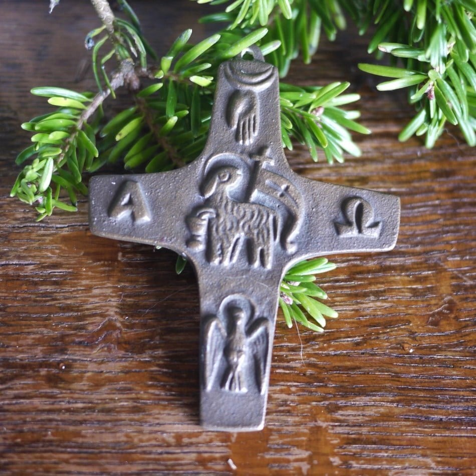 メタルクロス 壁掛け 子羊 ドイツ