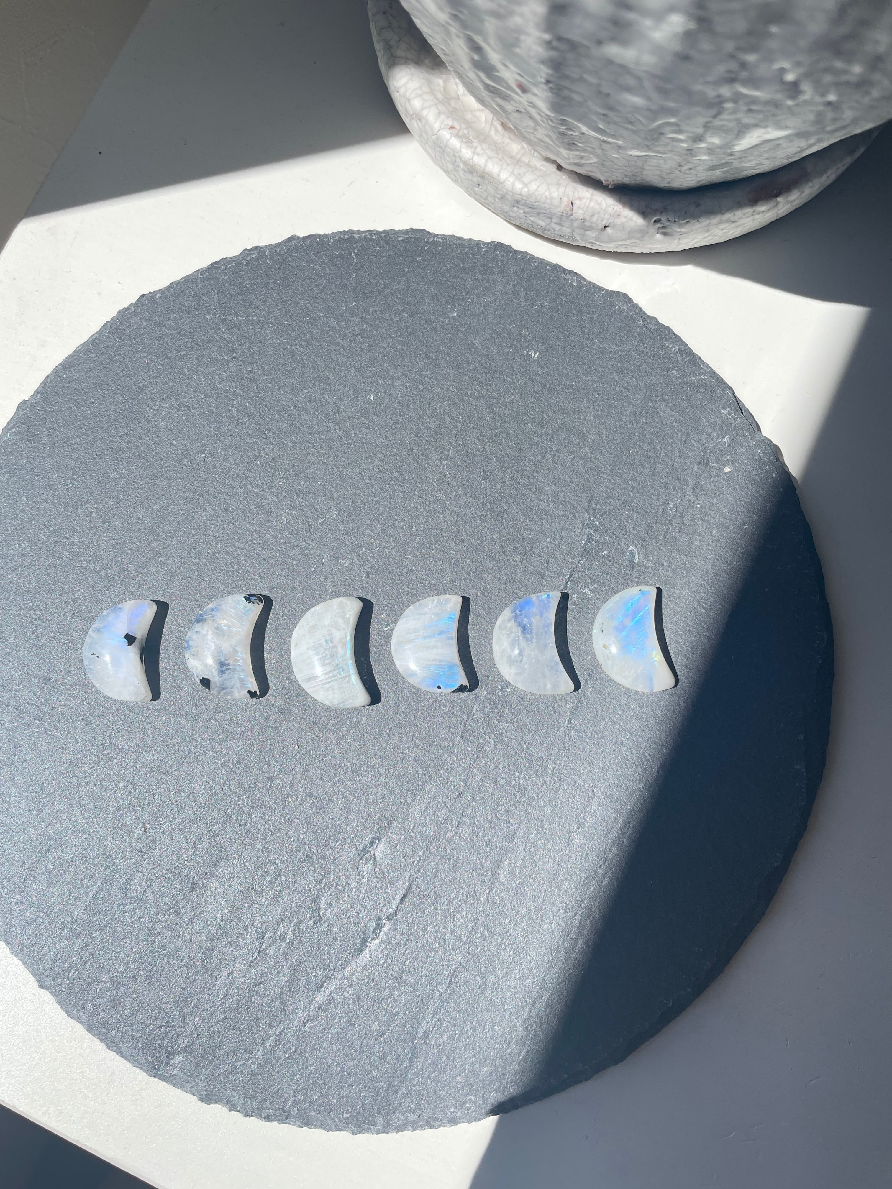 Moon Stone Moon shape stones /ムーンストーンムーンシェイプタンブル