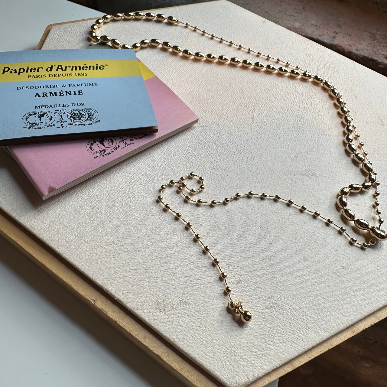 202N　ボールチェーンラリエット