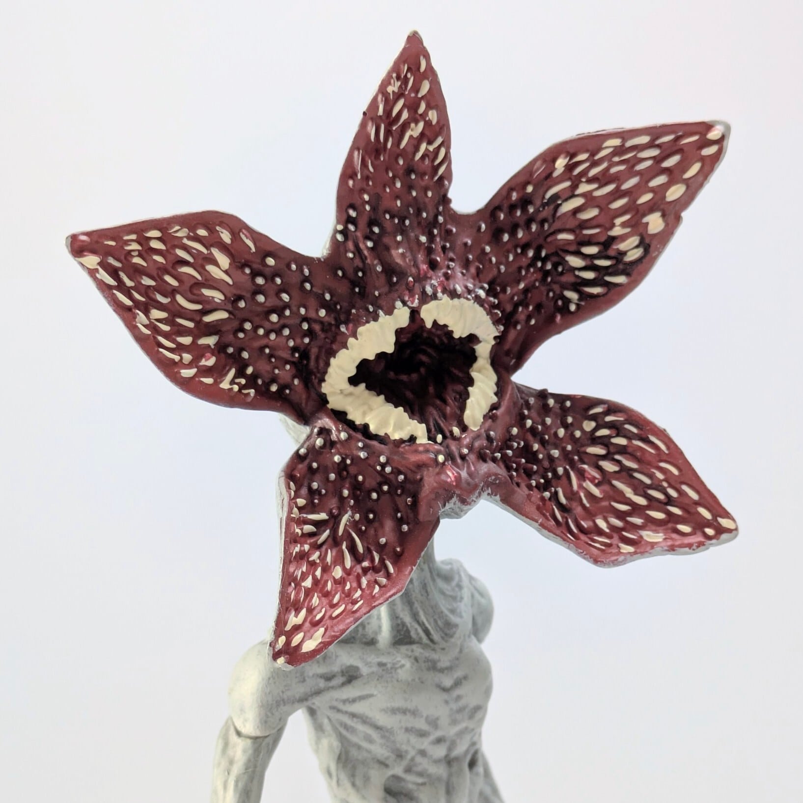 【 Stranger Things ( ストレンジャーシングス ) 】『デモゴルゴン』HEAD KNOCKER / ヘッドノッカー / ボビングヘッド 〚アメリカン雑貨 アメトイ〛