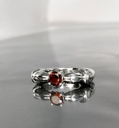 TWIN CLAW RING with GARNET / ツインクロウリング・ガーネット