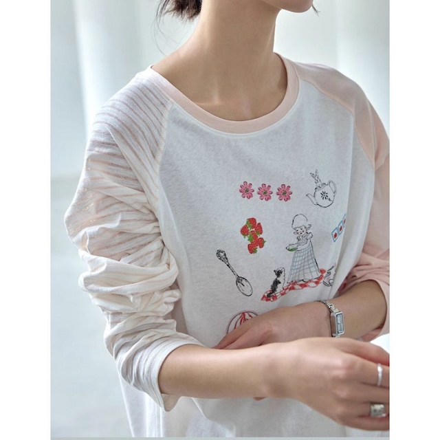 nude peach pink printed T-shirt
