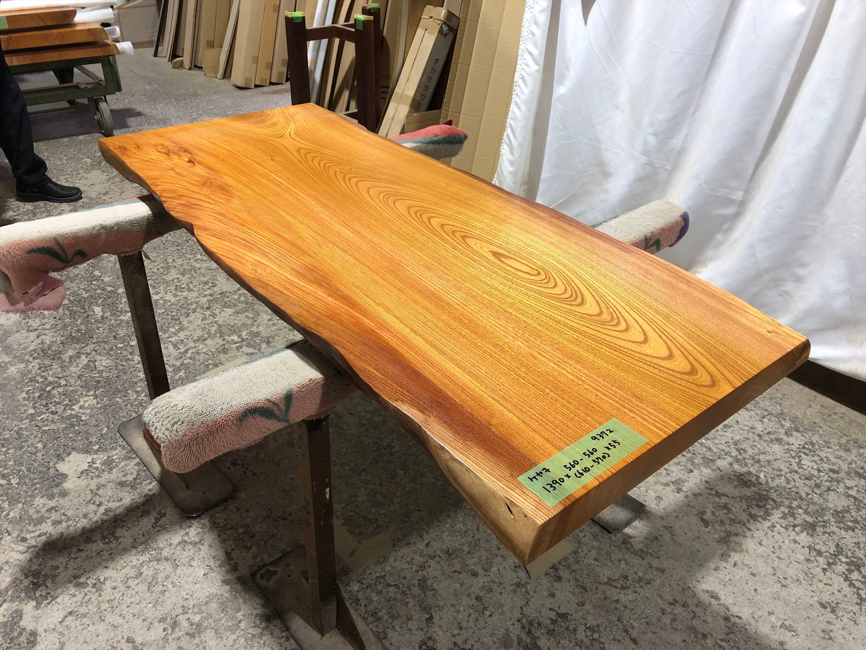 ケヤキ9372 欅 一枚板無垢 乾燥材 1390x560-560x55mm ローテーブル センターテーブル ダイニングテーブル カウンター