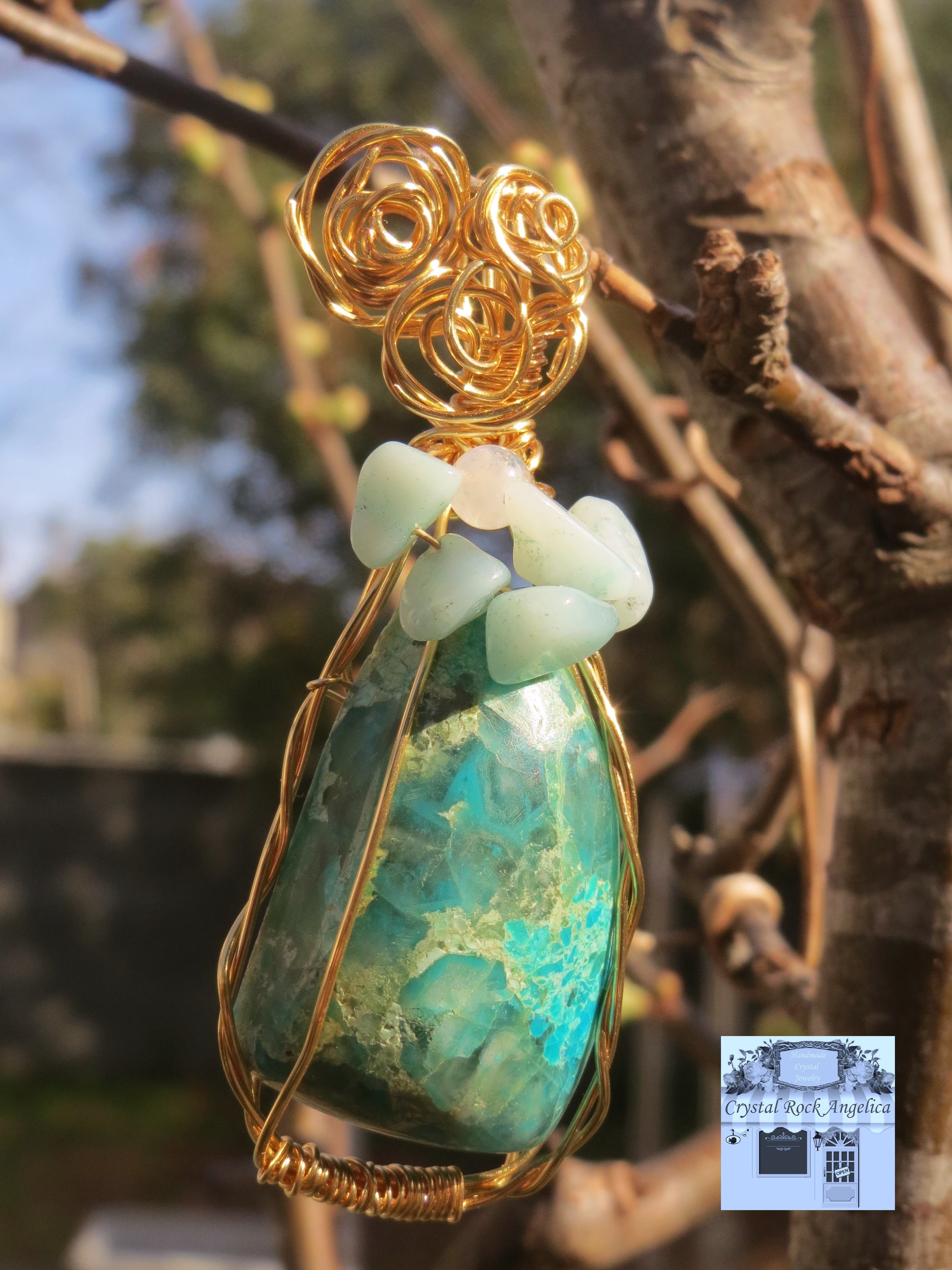 ラブラドライトのワイヤーラッピングペンダント | Crystal Rock Angelica