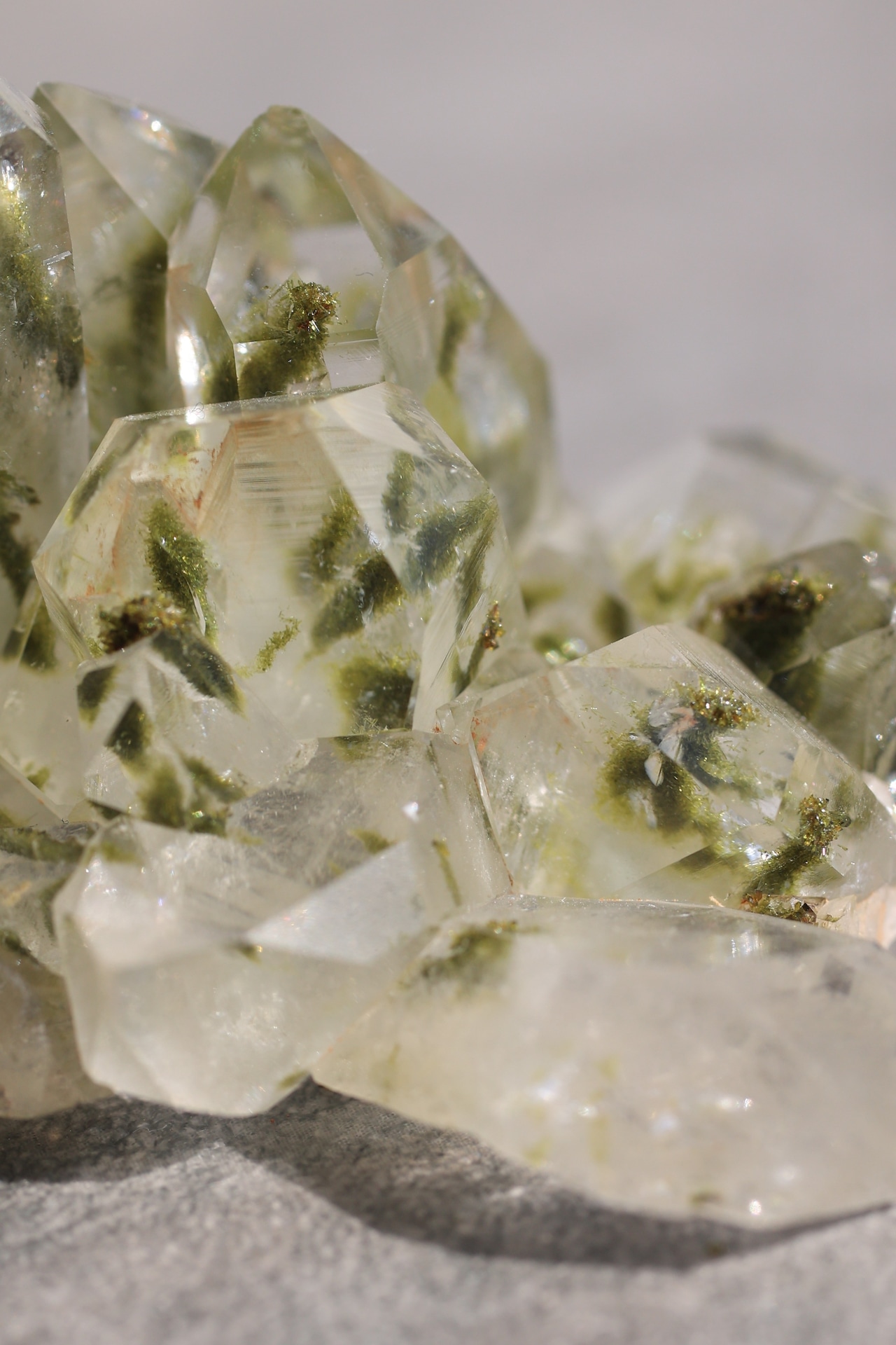 エピドート「自然と時間」Epidote|天然石 原石 鉱物 パワーストーン | EP-U-001