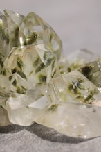 エピドート「自然と時間」Epidote|天然石 原石 鉱物 パワーストーン | EP-U-001