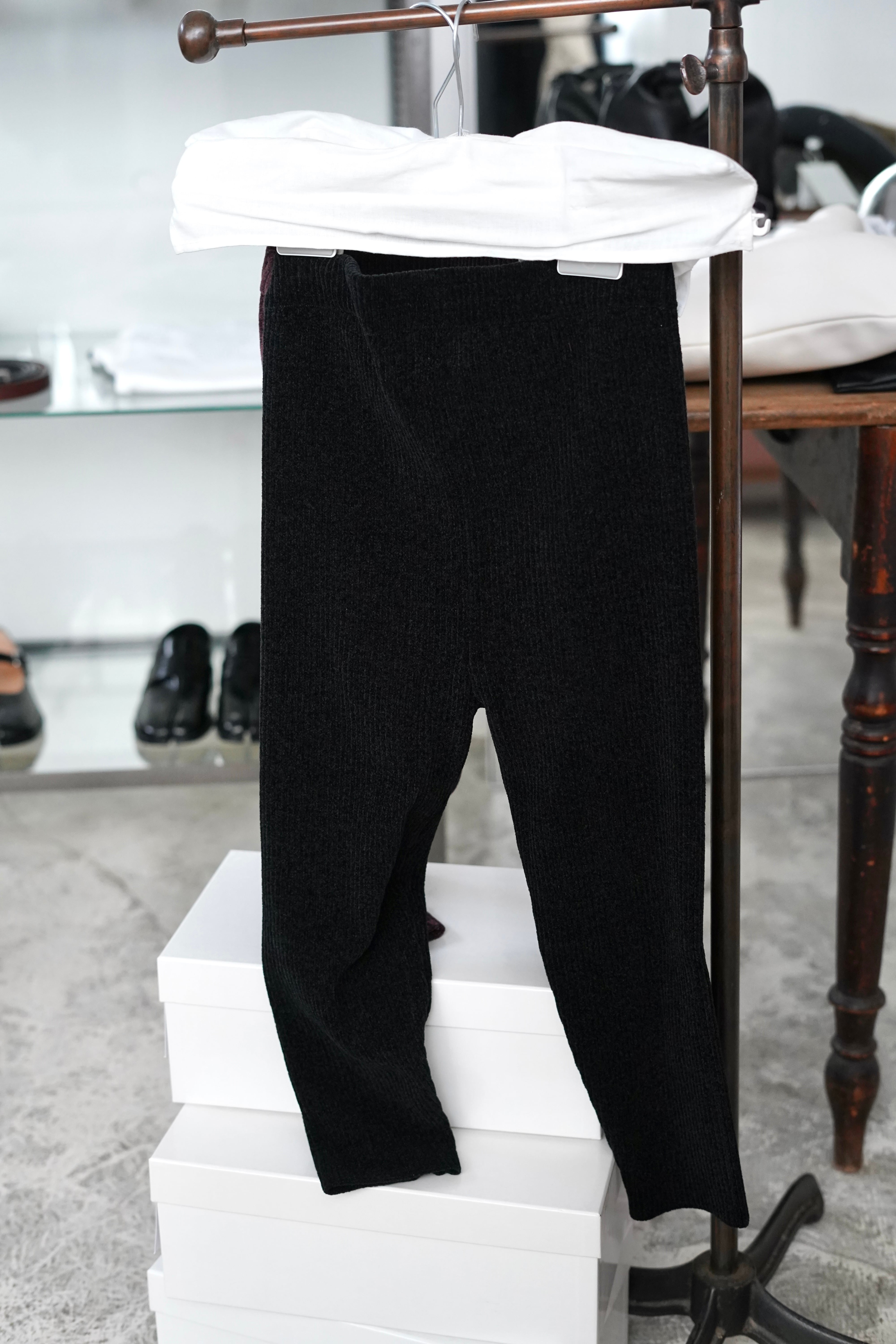 Mediam♡Mole Knit Half Pants 新品未使用 Mediam / Mole Knit Half Pants (Burgundy, Black) | JUQUI Online