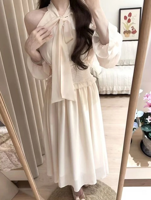 フリルオープンショルダーボウタイワンピ ・79112