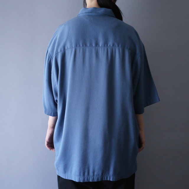 "刺繍" symmetry design over silhouette good coloring h/s shirt