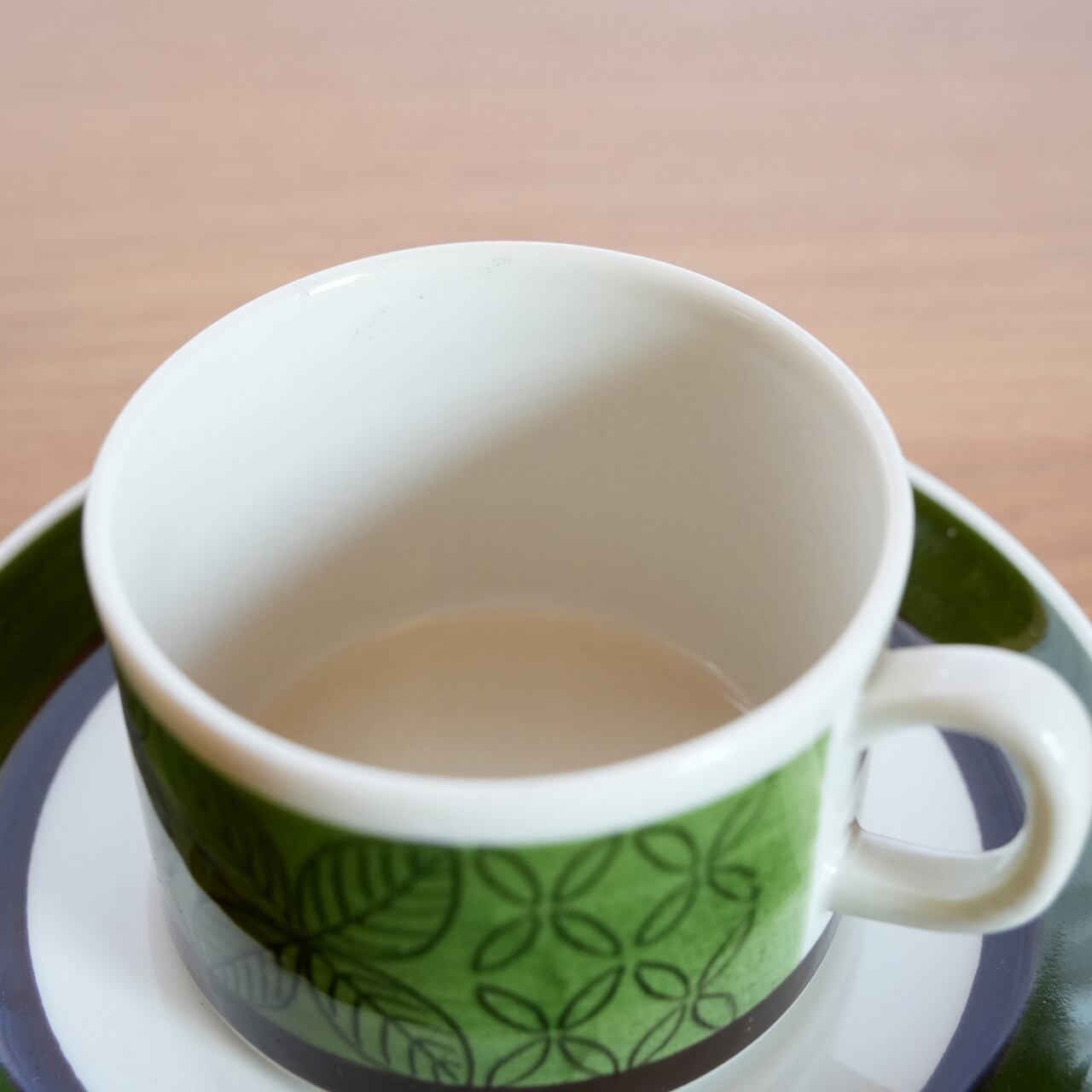 ゲフレ Gefle ［EVA］カップ＆ソーサー | TORi loppis トリロッピス