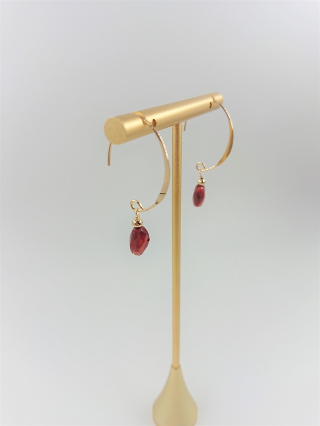 宝石質レッドアンデシン（チベット産）ピアス（14Kgf) | atelier 