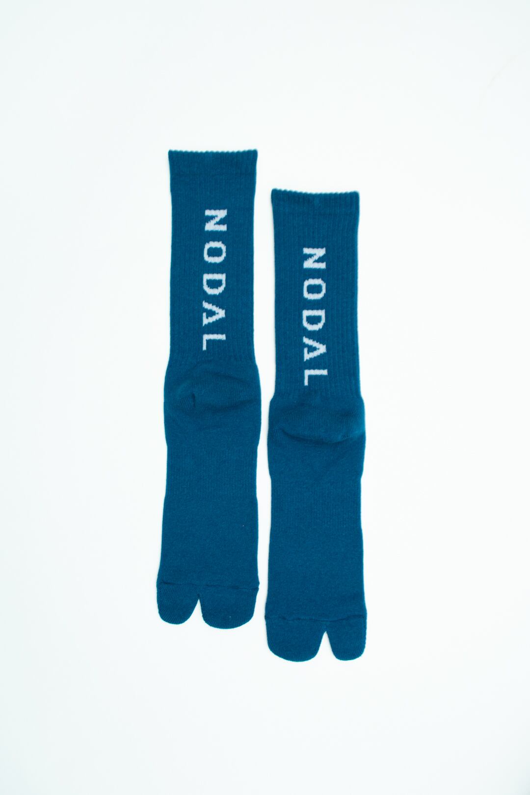 NODAL Logo Socks（Blue ×  White）